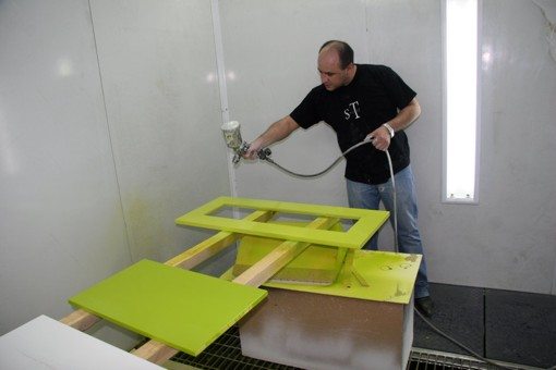 Как покрасить мебель из ДСП своими руками