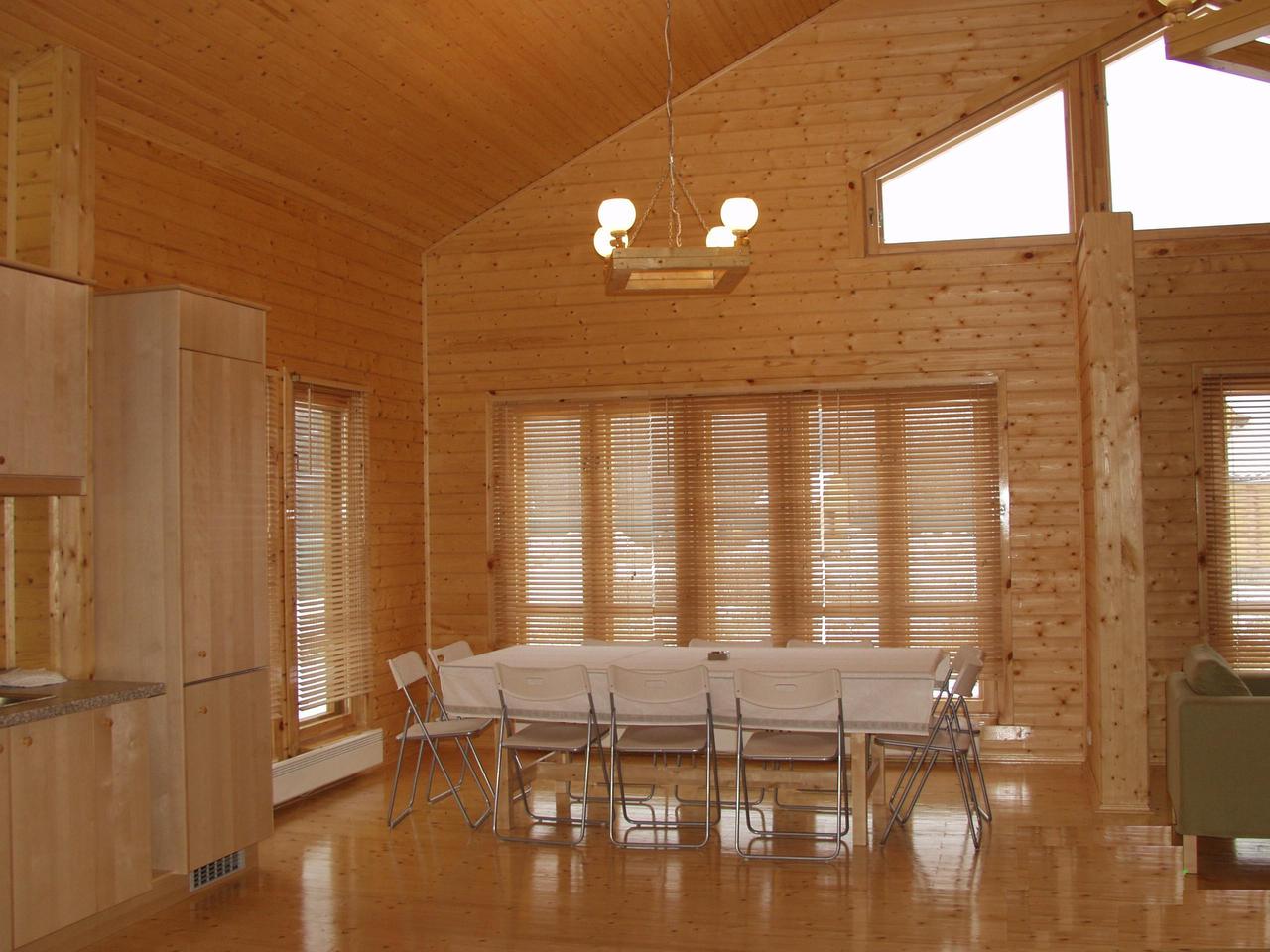 Fotografija drvenih kuća i kupališta koje je izgradila naša tvrtka