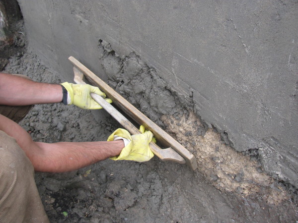 Штукатурка стен цементно-песочным раствором