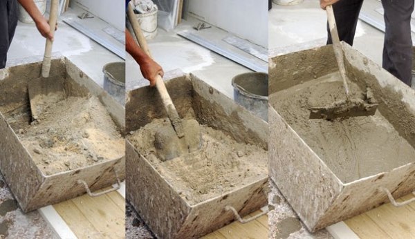 Цементно-песчаный состав.